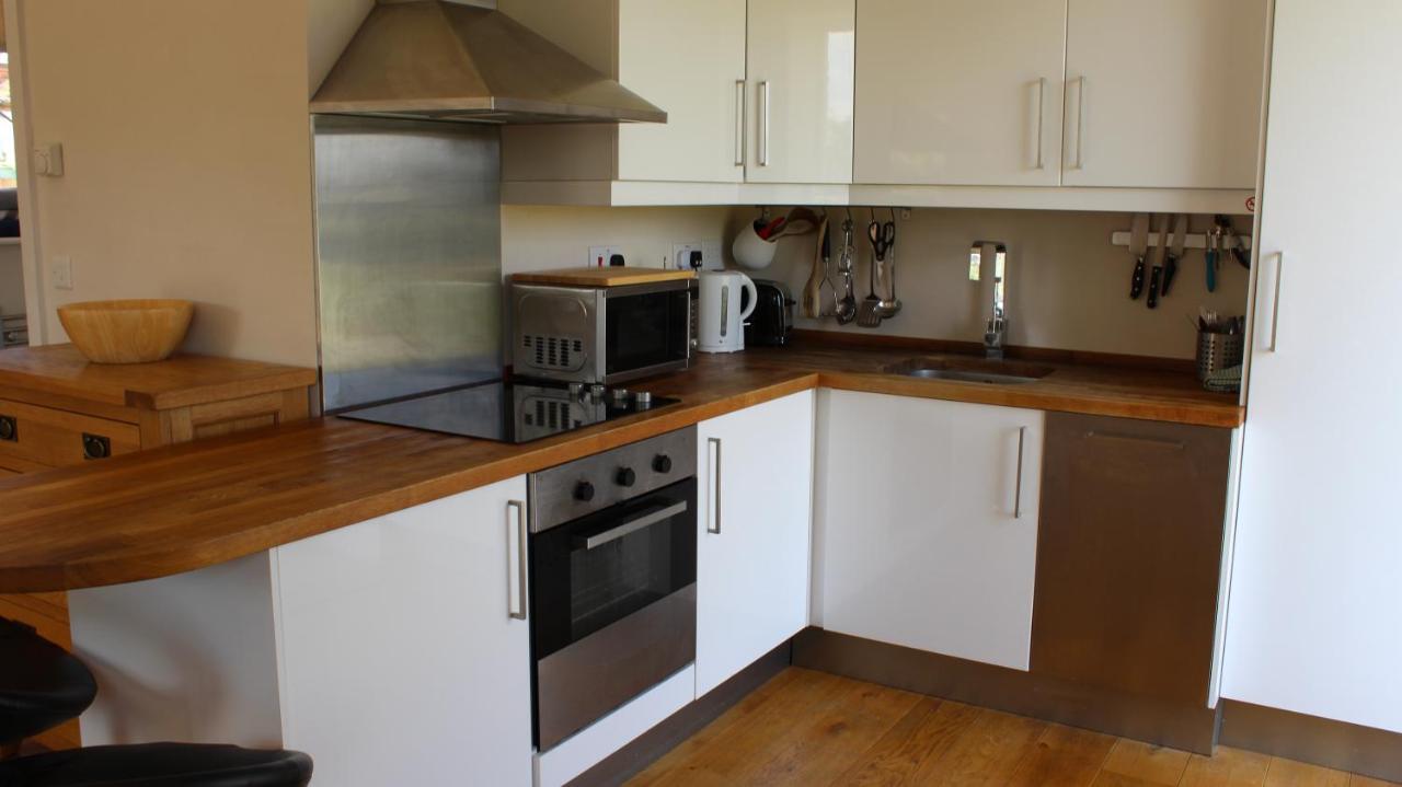 Little Park Farm Queen Anne Farmhouse & Apartments Stratfield Mortimer 외부 사진