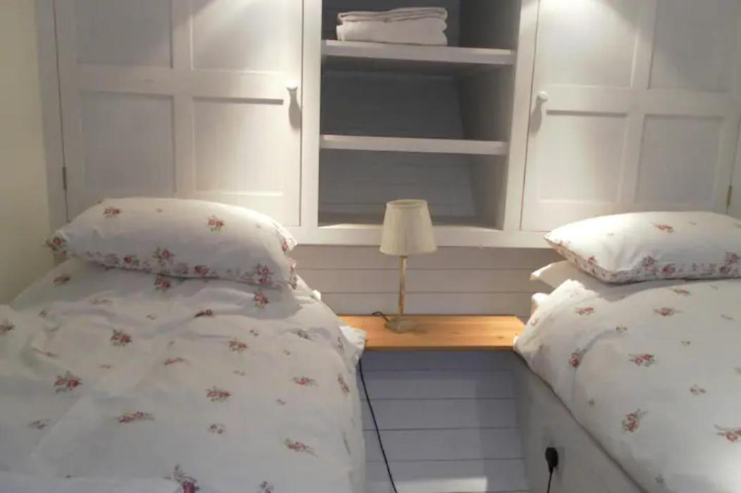 Little Park Farm Queen Anne Farmhouse & Apartments Stratfield Mortimer 외부 사진