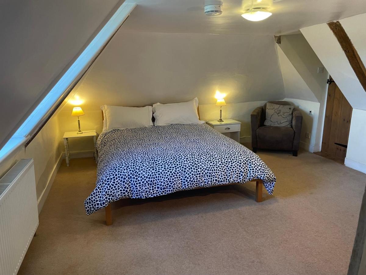 Little Park Farm Queen Anne Farmhouse & Apartments Stratfield Mortimer 외부 사진
