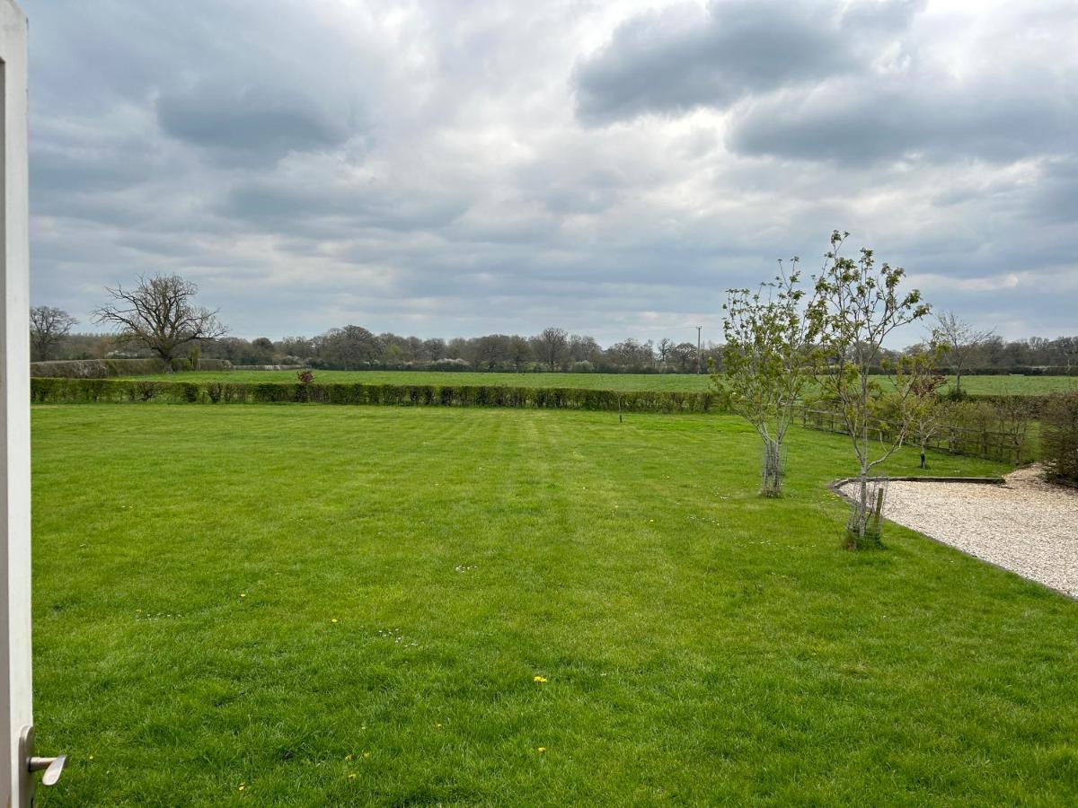 Little Park Farm Queen Anne Farmhouse & Apartments Stratfield Mortimer 외부 사진