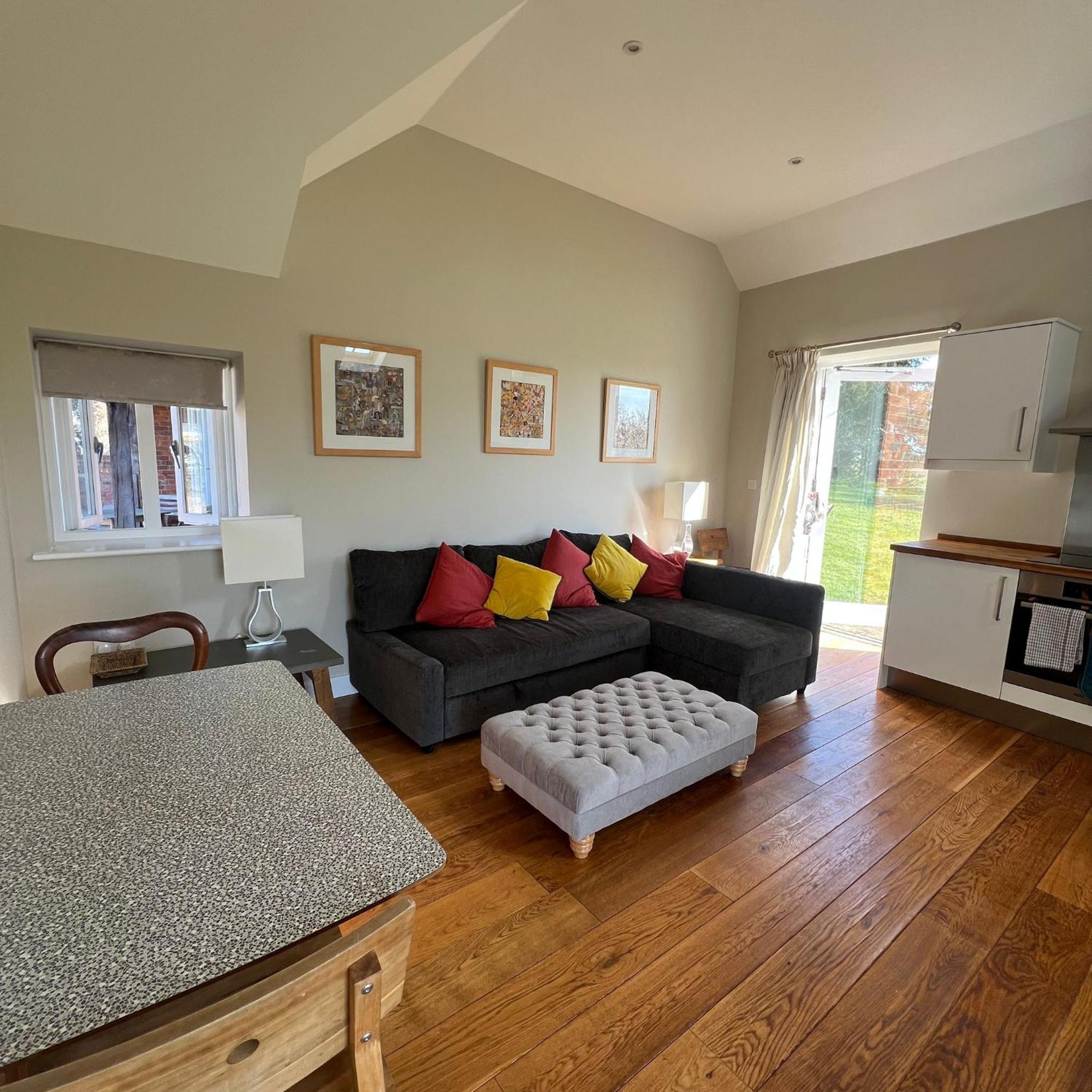 Little Park Farm Queen Anne Farmhouse & Apartments Stratfield Mortimer 외부 사진