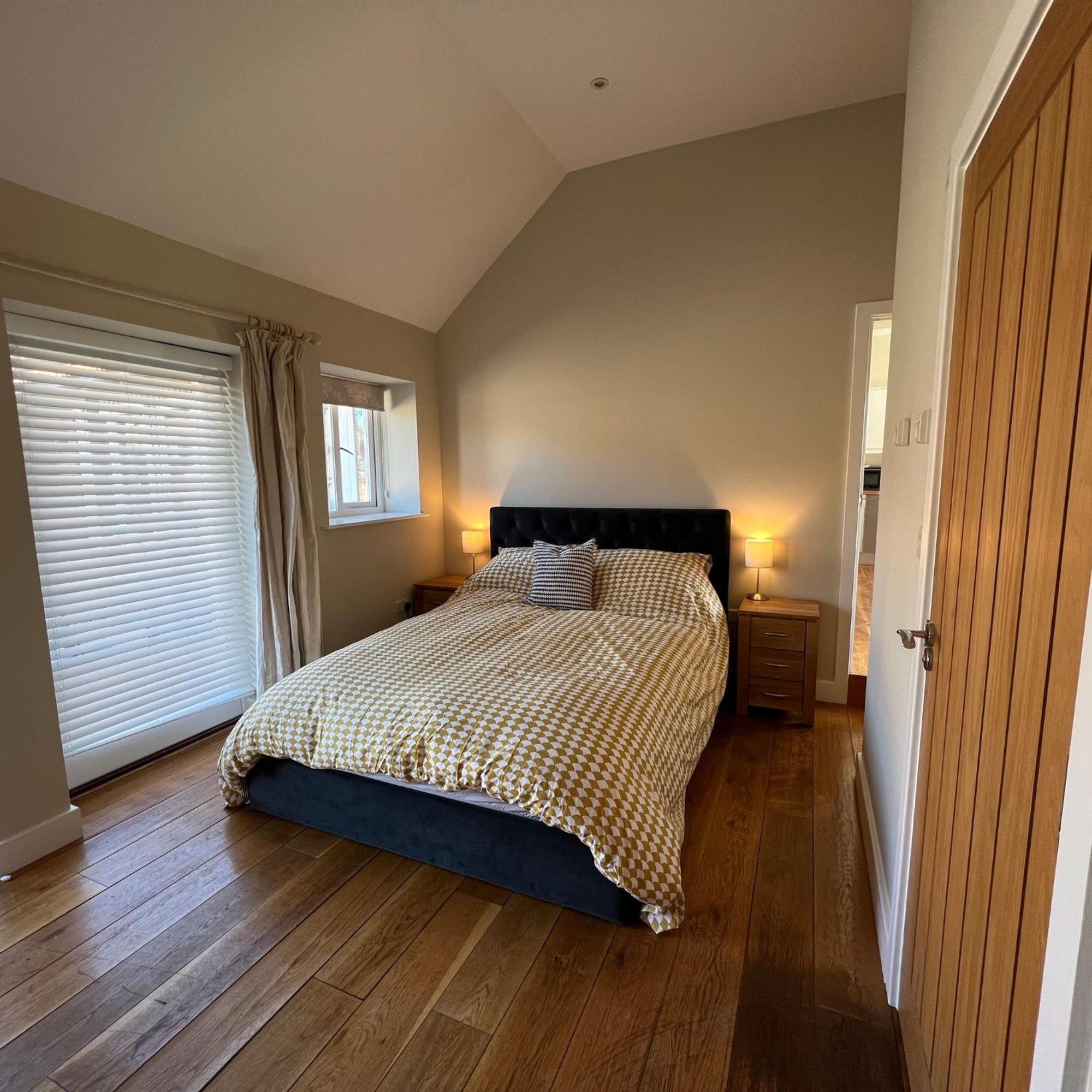 Little Park Farm Queen Anne Farmhouse & Apartments Stratfield Mortimer 외부 사진